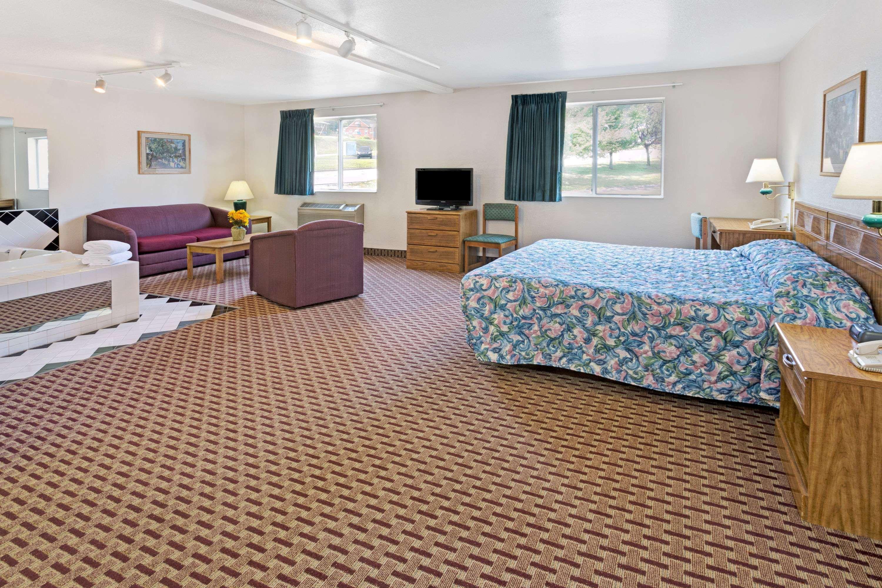 Super 8 By Wyndham Canonsburg/Pittsburgh Area Dış mekan fotoğraf